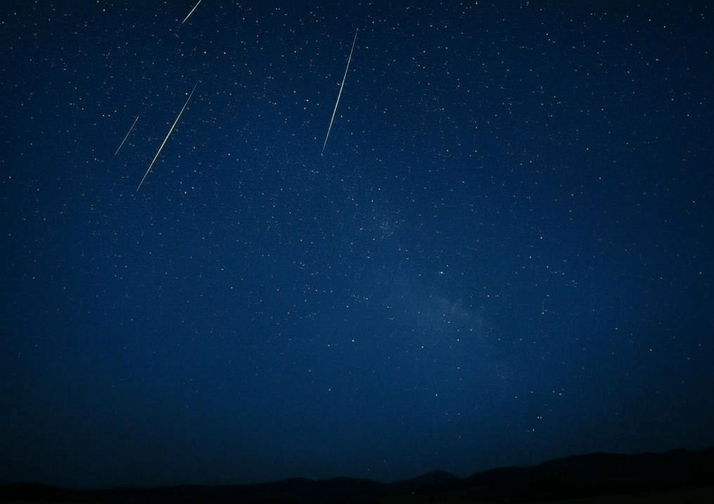 The Day the Stars Fell: Real Tales of Meteor Showers That Changed&nbsp;Lives